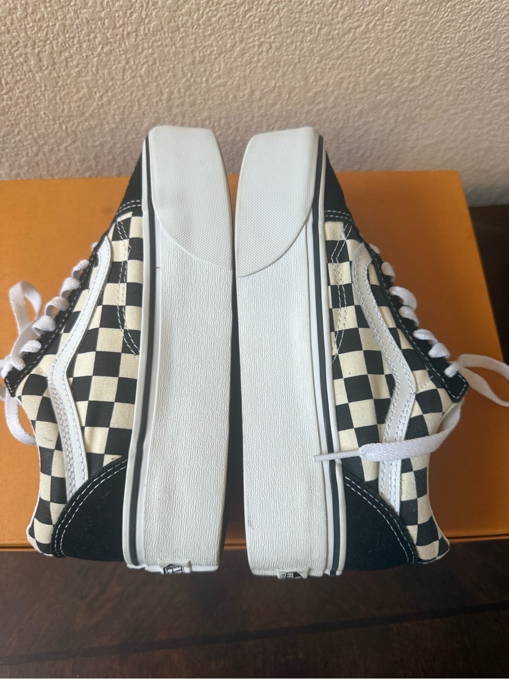 Vans Old Skool Stackform Checkerboard Platform Sneakers Women’s 5.5 Men’s 4 EUC - Picture 9 of 12